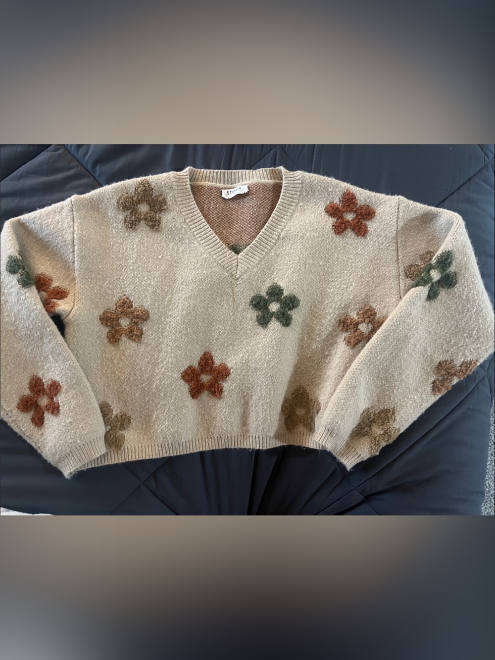 Storia Cream V-Neck Sweater with Green and Rust Floral Appliqués